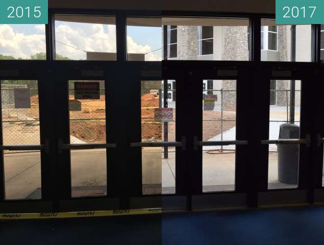 Image avant-après de Out the doors entre 18/06/2015 et 19/05/2017